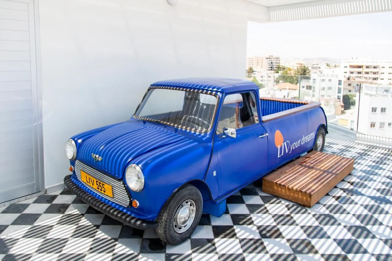 **** Lägenhetshotell Liv Urban Suites Larnaca Cypern