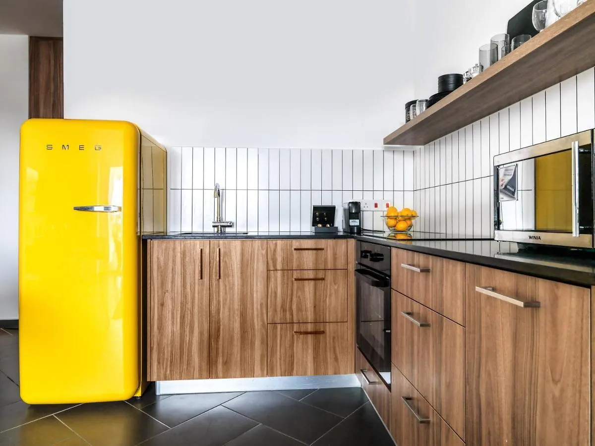 Lägenhetshotell Liv Urban Suites Larnaca