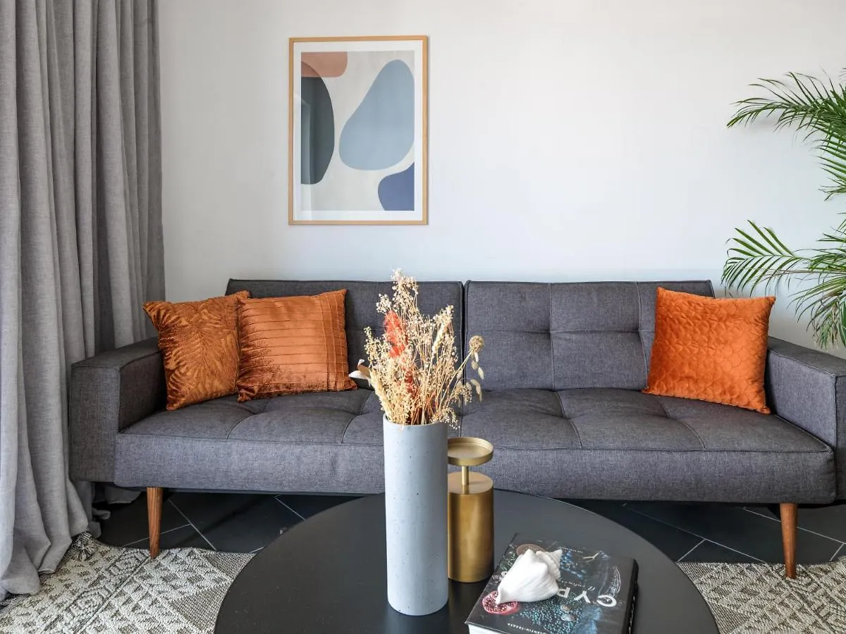 Liv Urban Suites Larnaka Zypern
